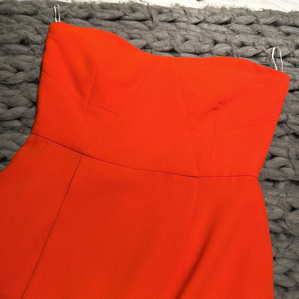 Elliatt Strapless Dress - Picture 2 of 11